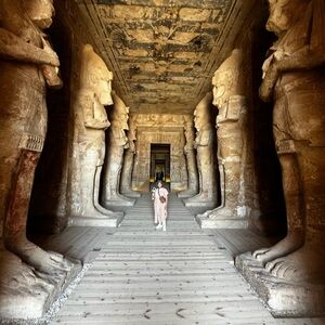 Meet your Posher, Pebbles